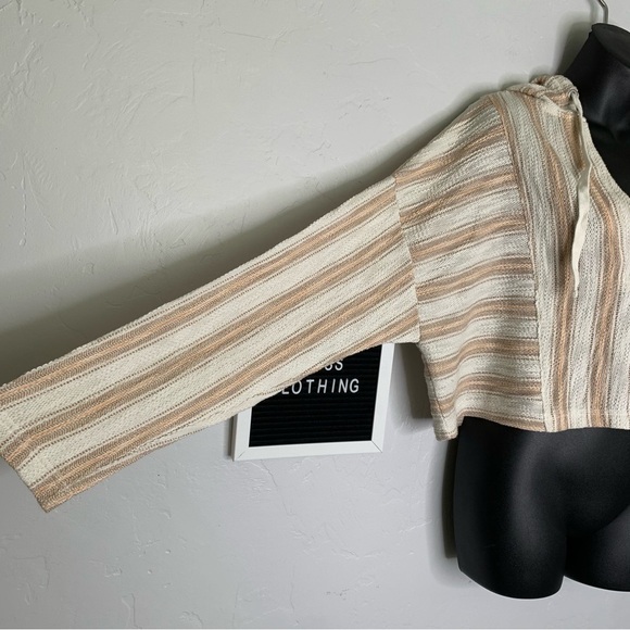 Roxy Striped Cropped Hooded Poncho Sweater Beige Cream Beachy Boho Size Small - Picture 3 of 12